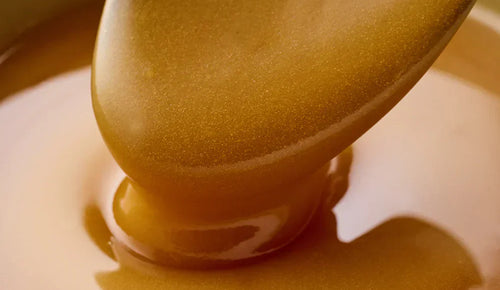 Gecrèmeerde Manuka Honing: Wat is het en waarom is het beter?
